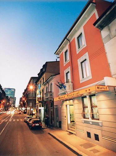Hotel Mondial Milano Eksteriør bilde
